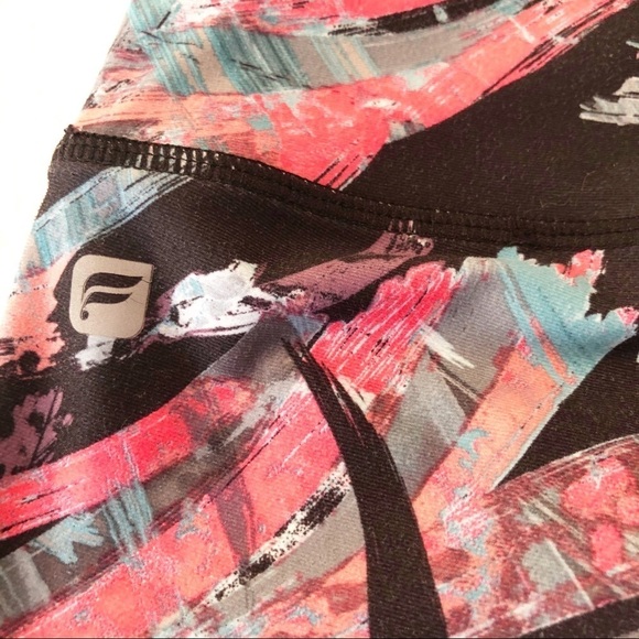 Fabletics Crop Brushstroke Print Legging - Small - Picture 8 of 10